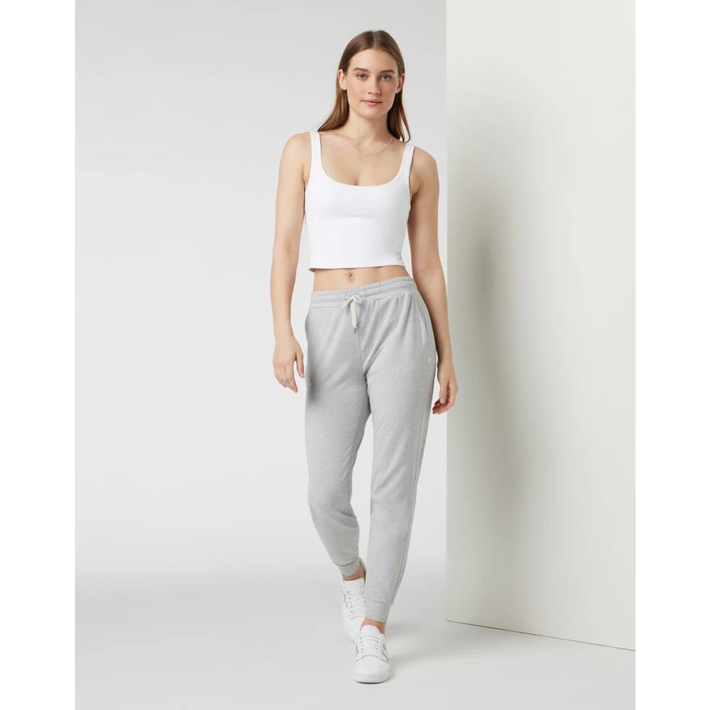 Vuori Women's Performance Jogger in Pale Grey Heather Size Medium (Long)